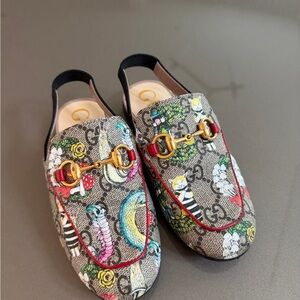Gucci Kids Beige GG Supreme Floral Print Horsebit Moccasins with Red Trim